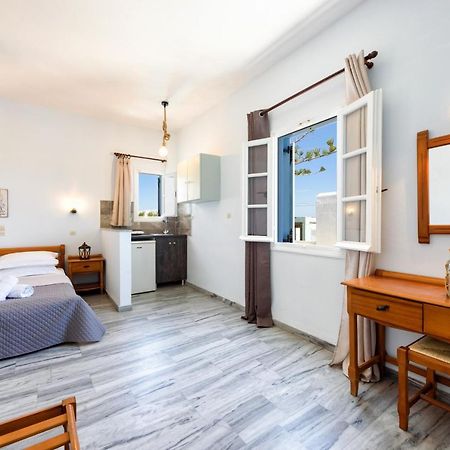 Astoria Apartments Paros Island ภายนอก รูปภาพ