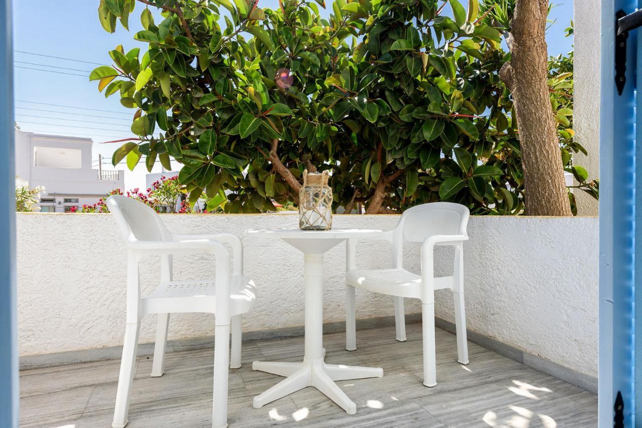 Astoria Apartments Paros Island ภายนอก รูปภาพ