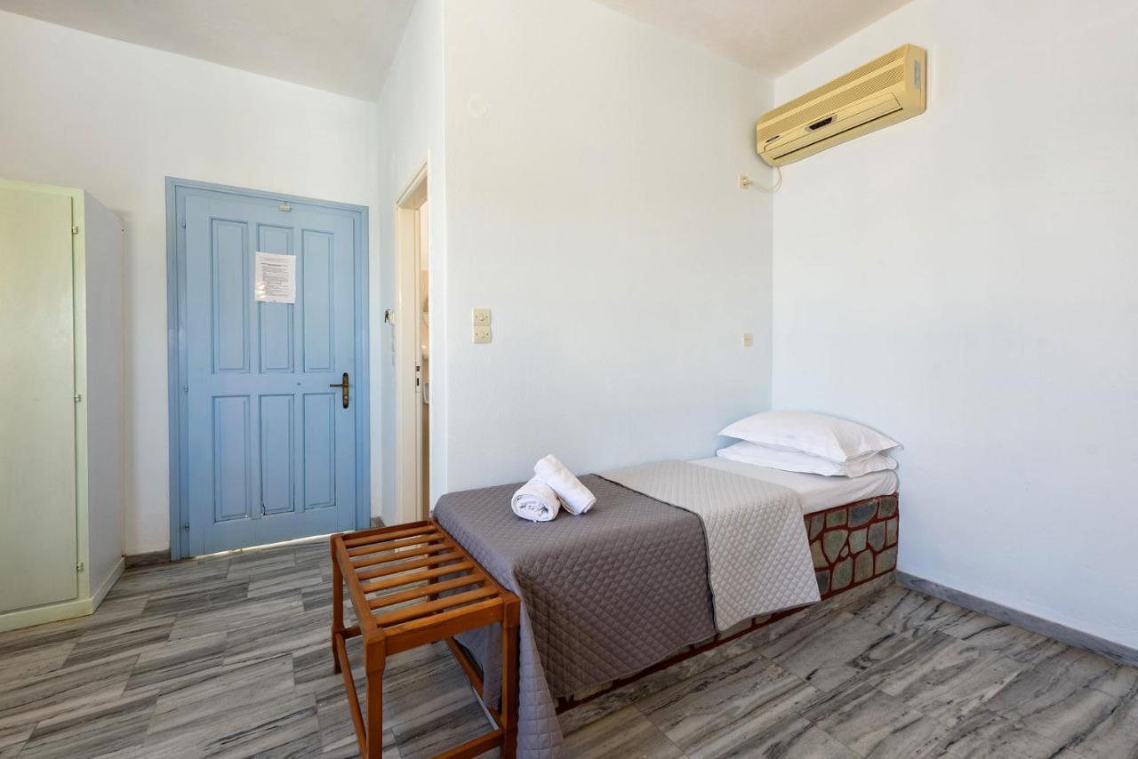 Astoria Apartments Paros Island ภายนอก รูปภาพ